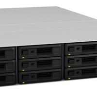 synology_rs2418_01.jpg