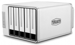 terramaster_d5_300_01-2.jpg