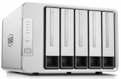 terramaster_d5_300_02.jpg
