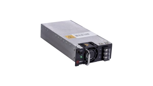 247k_140219_qsw-m-4600-poe-dc_view.jpg