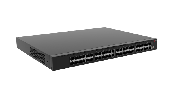 qsw-8200-52f_view-2.png
